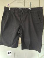 s.Oliver Smart Chino Bermuda Shorts Schwarz Gr. 42 wie neu Hose Niedersachsen - Nottensdorf Vorschau