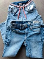 Jeans Set 98 pusblu und h und m Nordrhein-Westfalen - Witten Vorschau