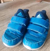 Adidas Kinderturnschuhe mit  Klettverschluss Gr. 20 Leipzig - Grünau-Ost Vorschau