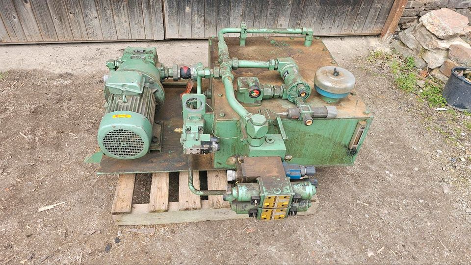 Hydraulikaggregat Holzspalter Kantbank 125 Bar 50 l/min 5,5kw in Seibersbach