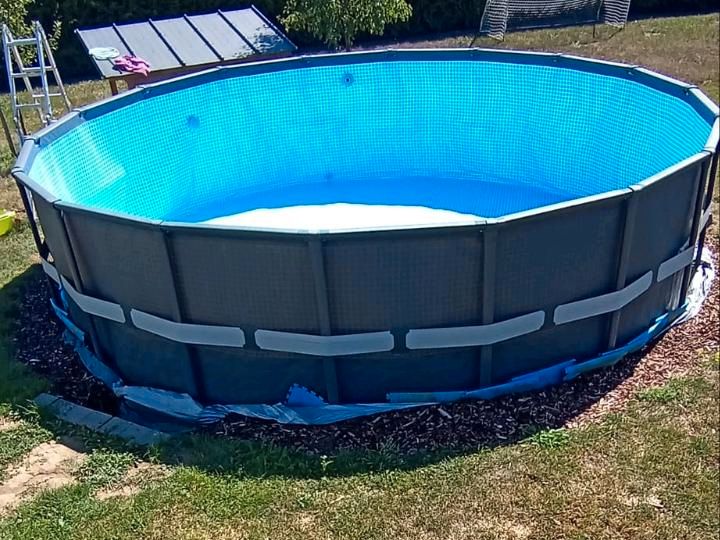 Pool Komplettset, Intex Ultra XTR Frame 549×132 cm in Sontheim