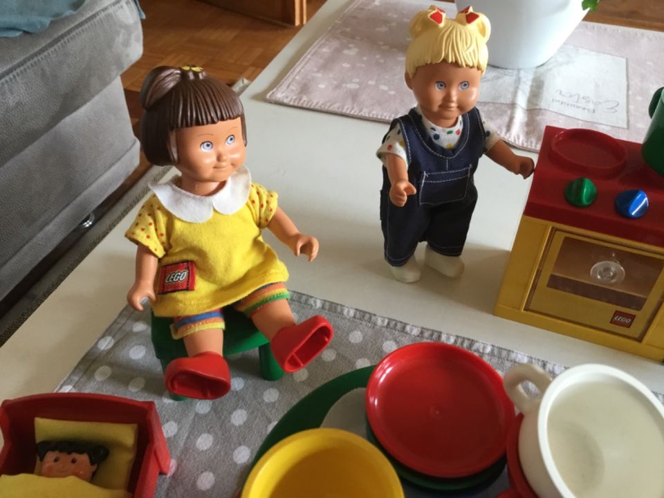 Duplo Puppen Education 17cm groß und Zubehör, gebraucht in Kiel