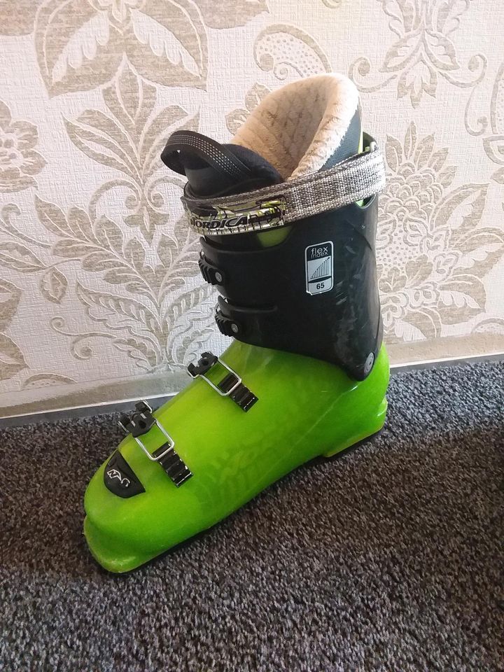 Nordica Skistiefel 270-280 mm in Balzheim