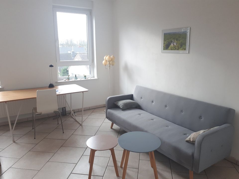 Altbau-Wohnung möbliert,ruhig,verkehrsgünstig,WLAN, renoviert in Mülheim (Ruhr)