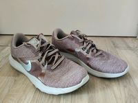 Nike Flex Trainer 8 Premium mauve Gr. 42 Sachsen-Anhalt - Bad Duerrenberg Vorschau