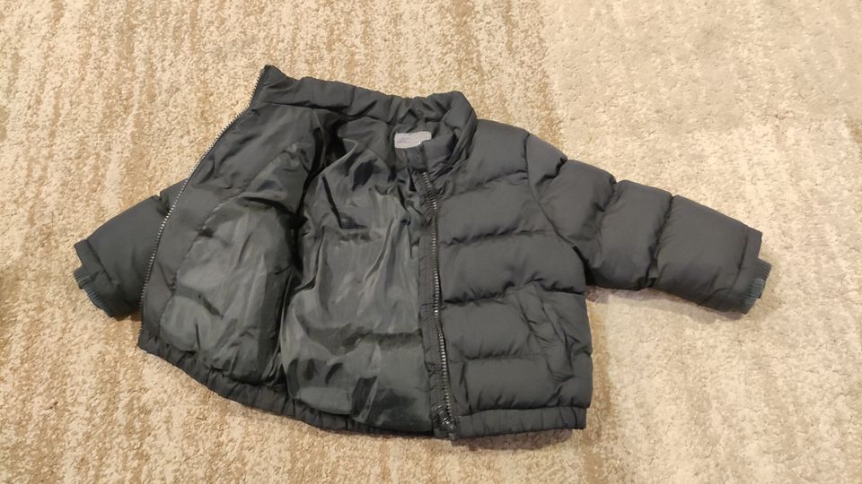 H&M Winterjacke Steppjacke Schneejacke Gr. 86 schwarz in Cuxhaven