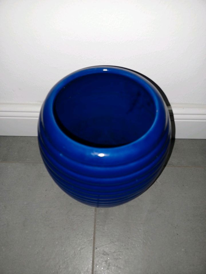 Vase blau *** 25 cm hoch in Ellerau 