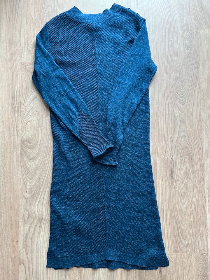 Esprit edc Damen Strickkleid Gr. 34/36 in Bremen