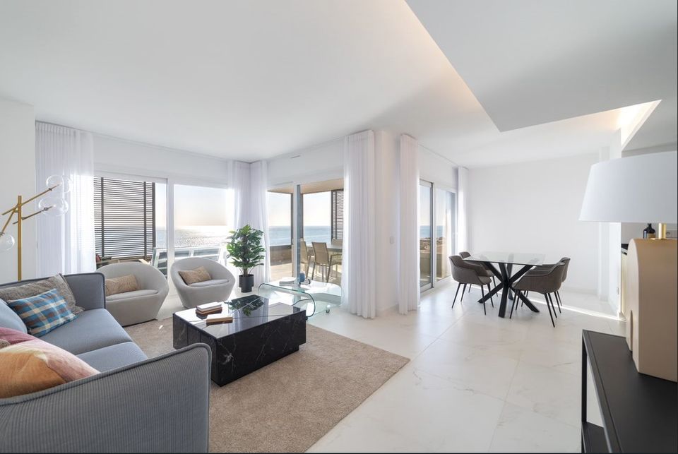 Luxuriöses Apartment in Punta Prima, Alicante N054 in Berlin