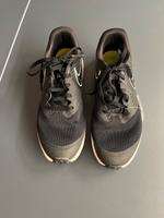 Sportschuh NIKE - Größe 37,5 schwarz Bayern - Salzweg Vorschau