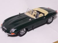 Jaguar E - Typ, (1961)  1:18 Modell von Burago, dunkelgrün. Bayern - Moosburg a.d. Isar Vorschau