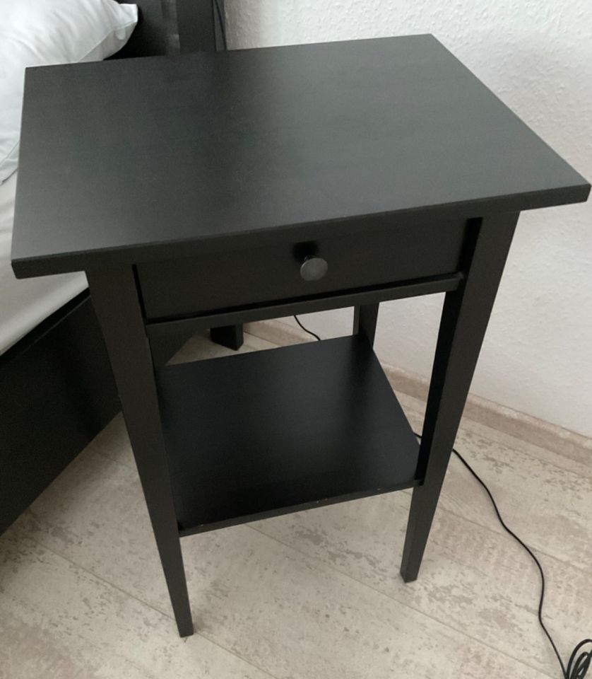 IKEA Hemnes Nachttisch Beistelltisch schwarz-braun in Schwelm