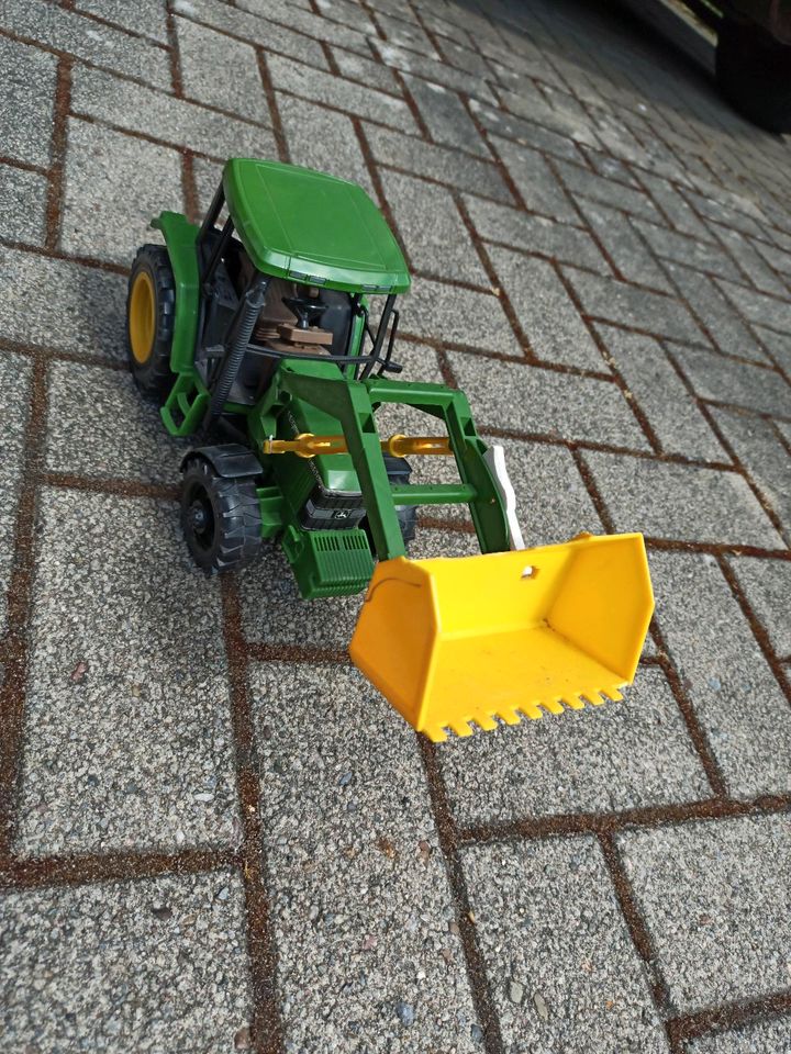 John Deere 6400 Frontlader in Hannover