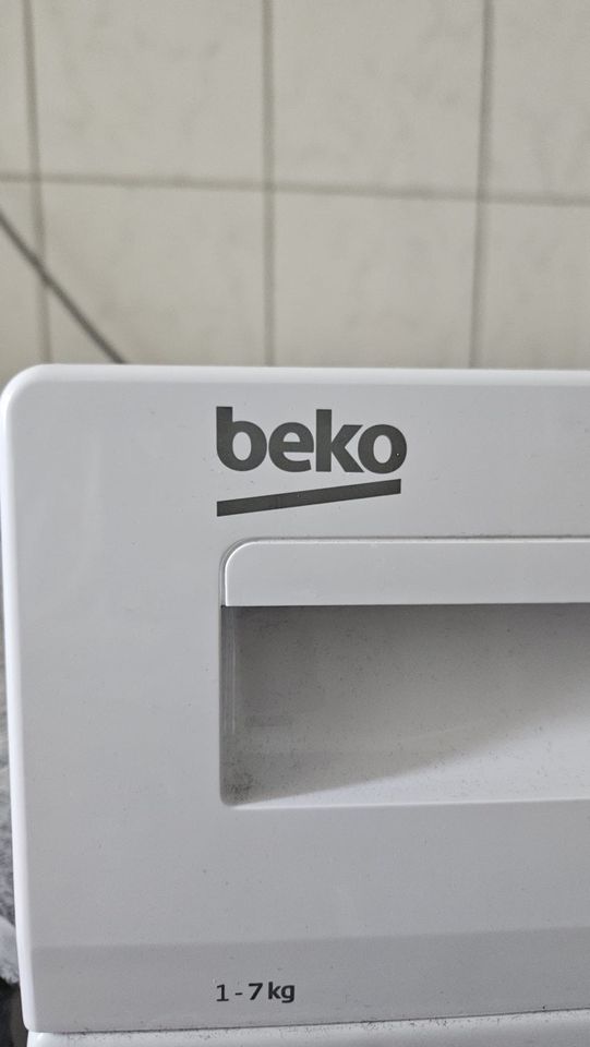 Waschmaschine Beko 7kg WML71465s in München
