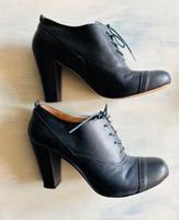 Damenschuhe dunkelblau Gr.40/41, Leder Berlin - Spandau Vorschau