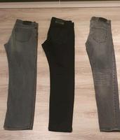 Drei paar Neuwertige Orginale Hugo Boss Jeans Hose gr.M/L Baden-Württemberg - Nürtingen Vorschau