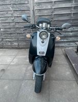 Nova Roller 50ccm 2 Schlüssel vorhanden/Vieles Neu Nordrhein-Westfalen - Herford Vorschau