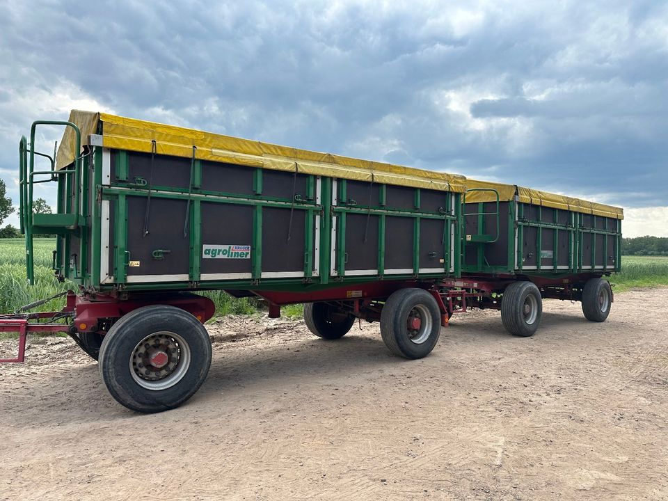 Kröger Agroliner HKD 302 Dreiseitenkipper 18 Tonner in Schweringen