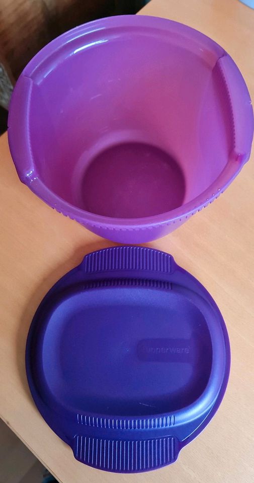 Tupperware Mikrowelle Pasta Maker Round 3 Liter in Lübeck