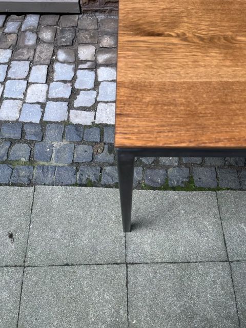 Tisch - Stahl mit massiver Eichenplatte in Potsdam