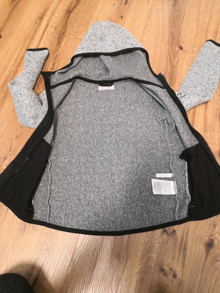 Fleece Pullover Pulli 122/128 Jungen Kinder in Aschaffenburg