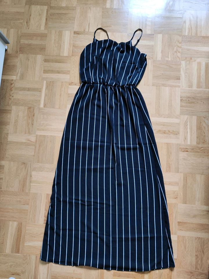 Sommerkleid Maxikleid Vero Moda XS schwarz weiß in Straubenhardt