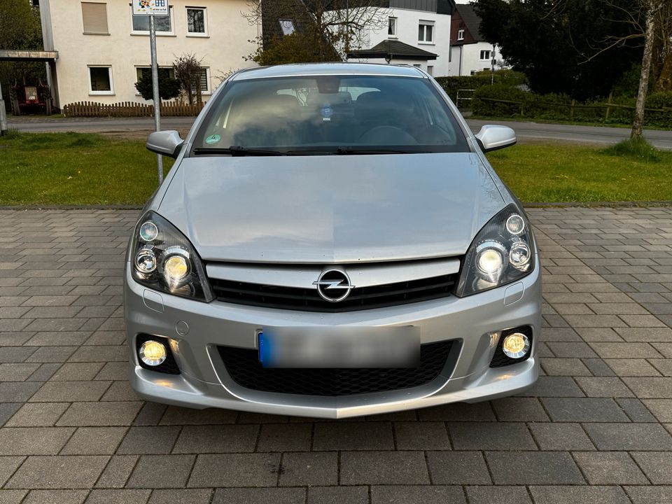 Opel Astra H GTC 2.0 Turbo OPC | Sperrdiff. | dBilas in Wenden