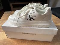 Calvin Klein Jeans Sneakers weiß Gr. 39 Neu NP:150 € Hessen - Philippsthal (Werra) Vorschau