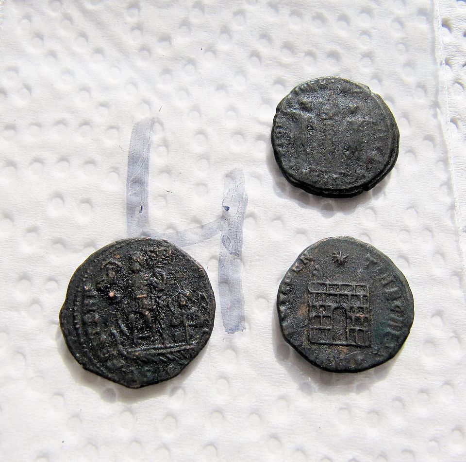 3 alte original römische Münzen  antik in Hamburg