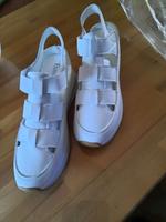 Sandalen Gr. 40 *neu* Niedersachsen - Leese Vorschau