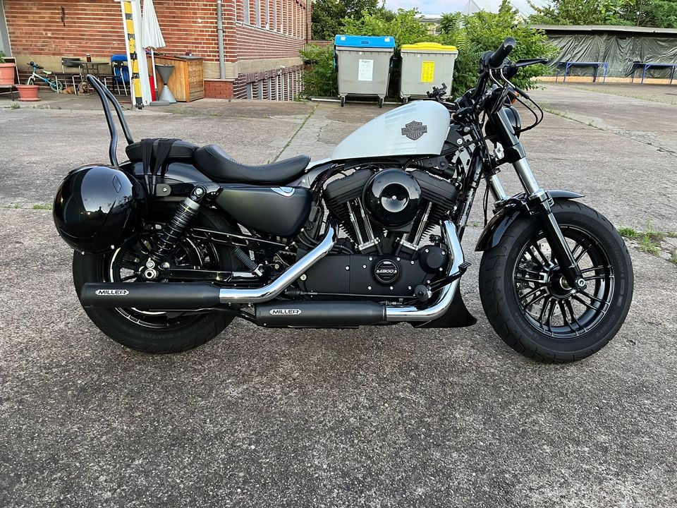 HARLEY DAVIDSON FORTY EIGHT SPORTSTER 48 1200XL 5HD in Mannheim