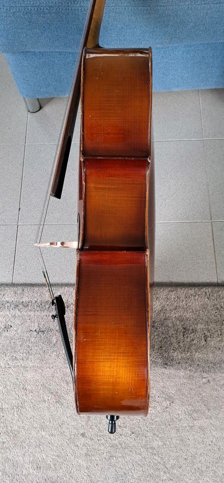 Cello / Violoncello, 4/4 Größe, älteres Instrument in Tostedt