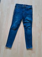 Jeans Laulia Gr.42 wie 40 blau mit goldener Linse Nordrhein-Westfalen - Hamm Vorschau