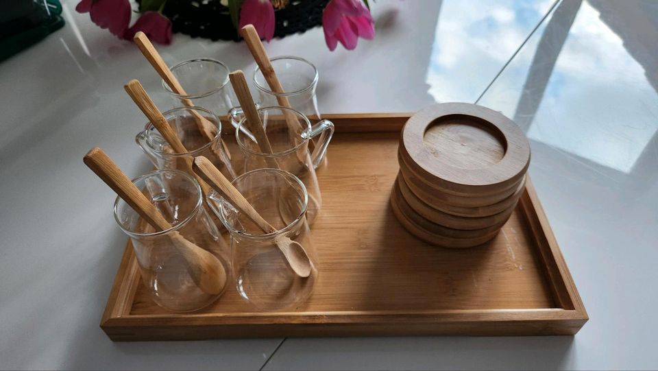 Teeservice aus Holz in Hückelhoven