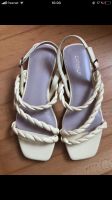 Sandaletten Sandalen Schuhe hellgelb gelb flats CATWALK 37 neu Hannover - Vahrenwald-List Vorschau