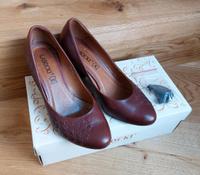 Top Leder-Damen-Schuhe mit Keilabsatz, Lasocki, Gr. 37 Bayern - Velburg Vorschau