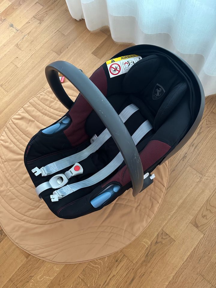 CYBEX GOLD Babyschale ATON M i-SIZE Ferrari in Köln