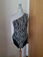 DKNY tankini + slip schwarz weiß neu Größe L XL Körbchen B Nordrhein-Westfalen - Krefeld Vorschau