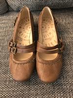 Mustang Spangenpumps 42 Braun beige Pumps Schuhe Ballerina NEU Nordrhein-Westfalen - Hamm Vorschau