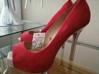 Schicke High Heels Pumps Damen Schuhe rot beige  Zara Gr 40 NE Leipzig - Leipzig, Südvorstadt Vorschau