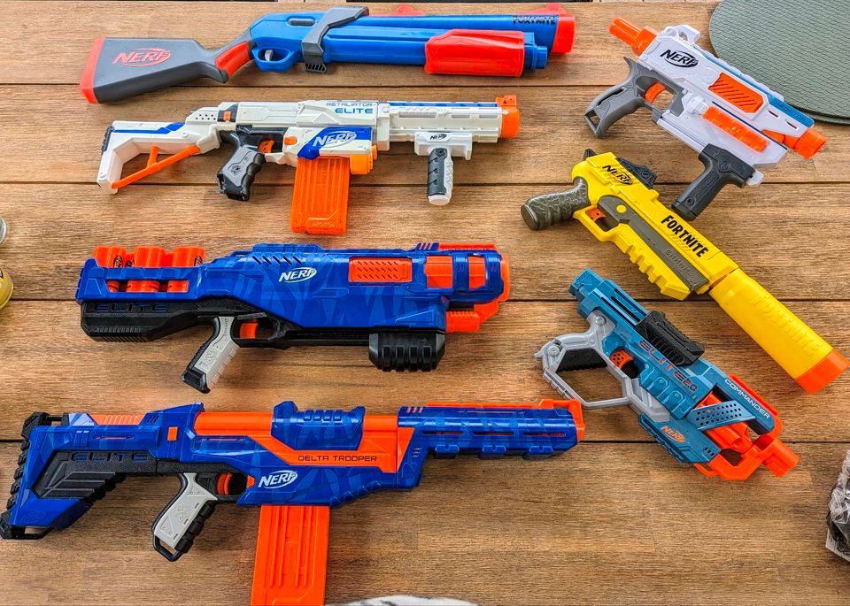 Großes Nerf Paket in Schwalbach