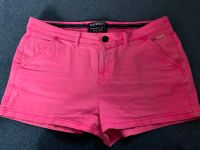 Superdry Chino Shorts Gr. 12/40/XL neon Pink Nordrhein-Westfalen - Bad Lippspringe Vorschau