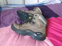 Lowa Outdoorschuhe Damen Gr.36½ Köln - Nippes Vorschau