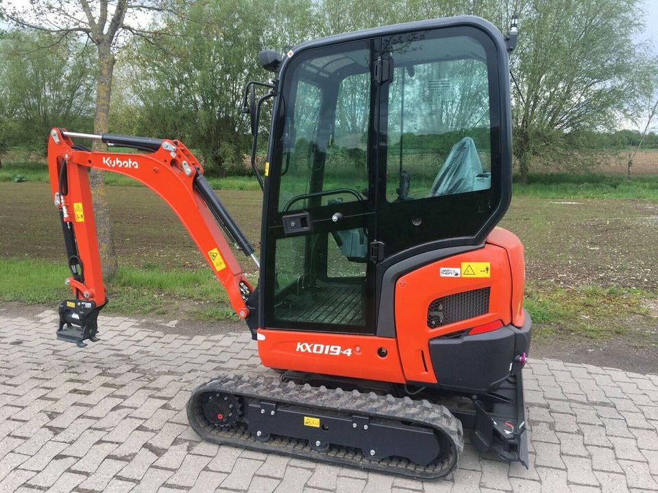 Kubota Minibagger KX019.4 Radlader Hoflader Powertilt in Laer