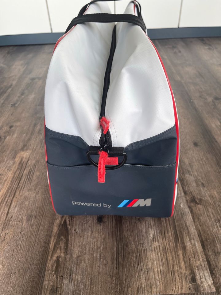 Tasche | BMW M | Sporttasche | Reisetasche | Neuwertig in Rodgau