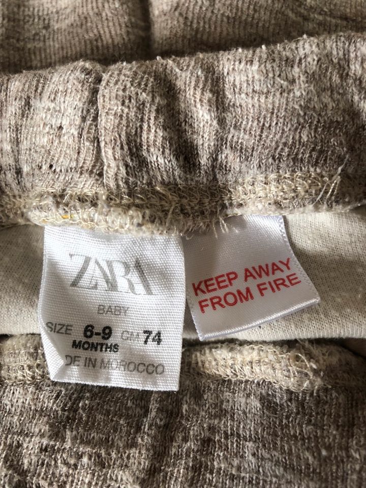 Baby warme Hose von Zara Größe 74 in Eisenach