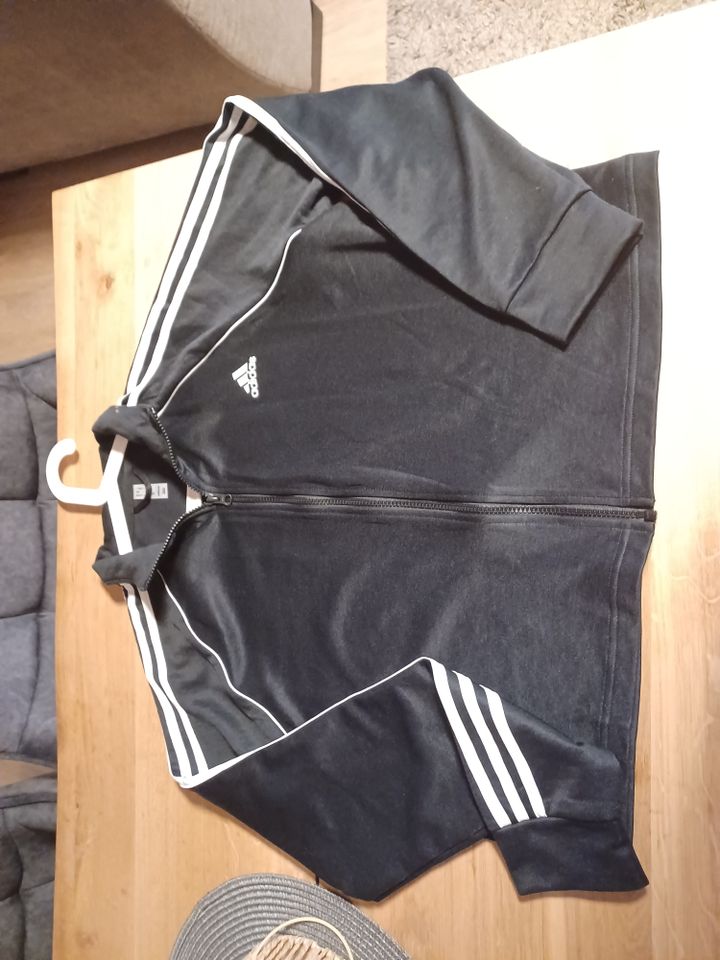 Adidas Sweatjacke 2XL (UNISEX) in Wolfenbüttel