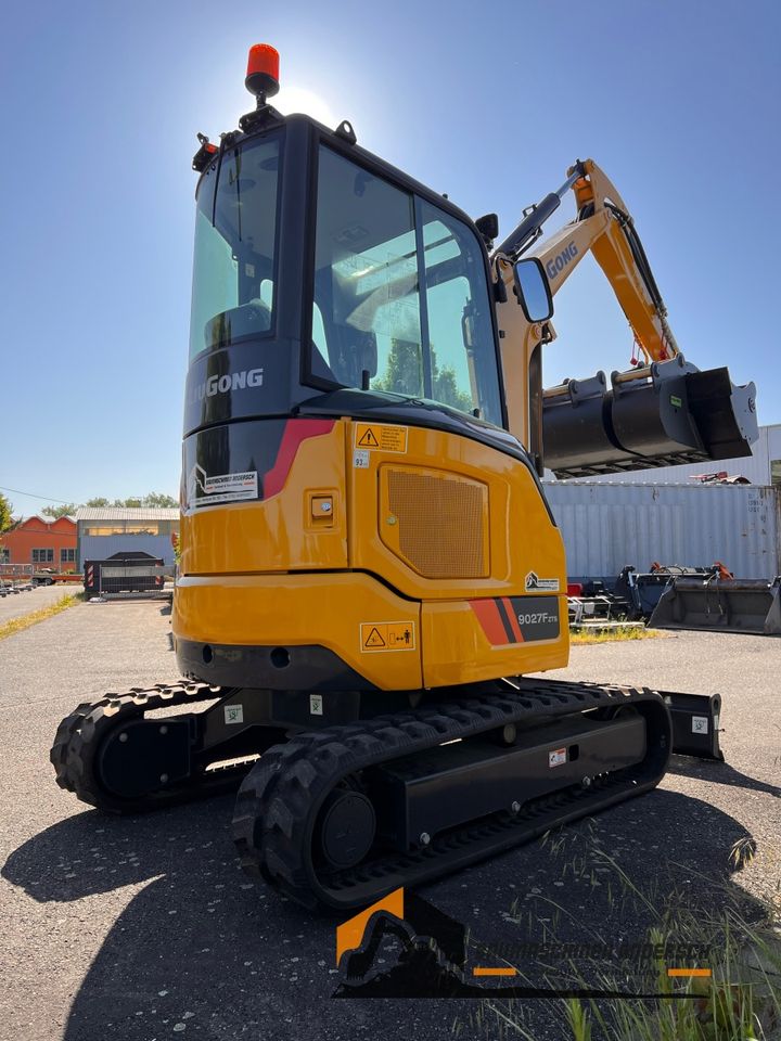 Minibagger LIUGONG 9027F I YANMAR 20 PS I in Zwickau