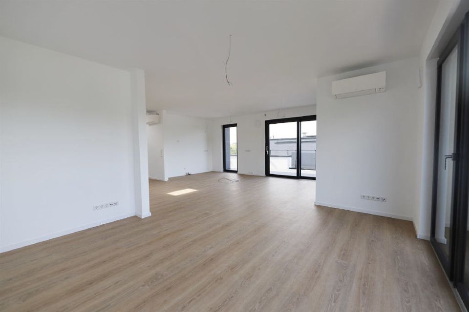 == Luxus pur im Neubau! Exklusives Penthouse inklusive Weitblick über Lippe == in Lage