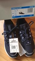 Neue Adidas Turnschuhe Damen/Kinder Niedersachsen - Bückeburg Vorschau